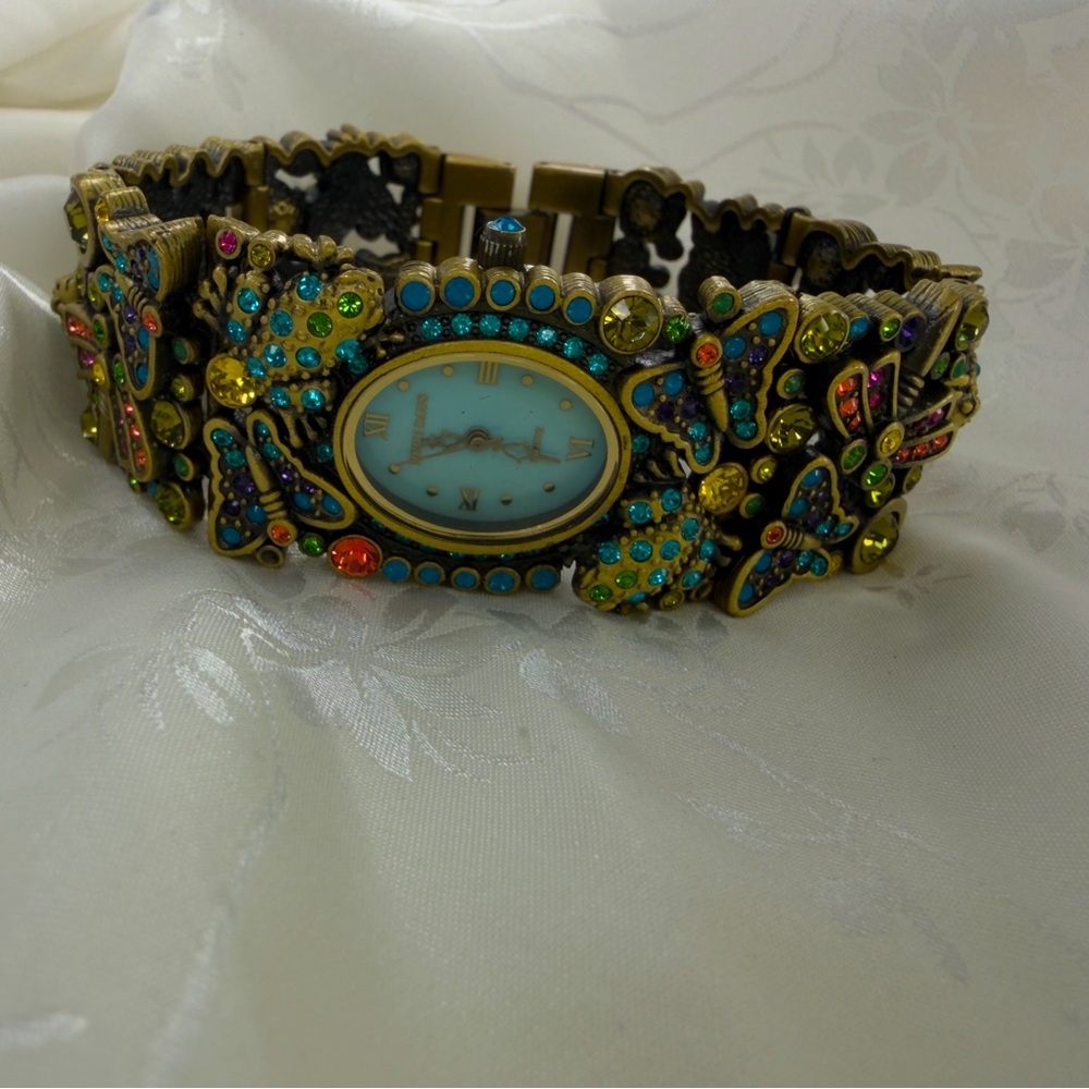 AUTHENTIC HEIDI DAUS "Spring Bling" Crystal Hinged Bangle Watch - Lg